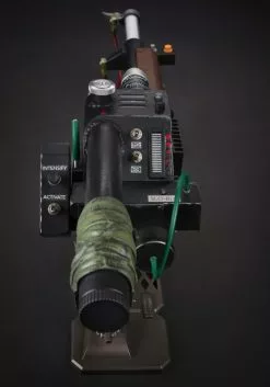 Hasbro Ghostbusters Plasma Series Prop Neutrona Wand 15 Hasbro Ghostbusters Plasma Series Prop Neutrona Wand -Disguise Store ghostbusters plasma series neutrona wand prop repl alt 5