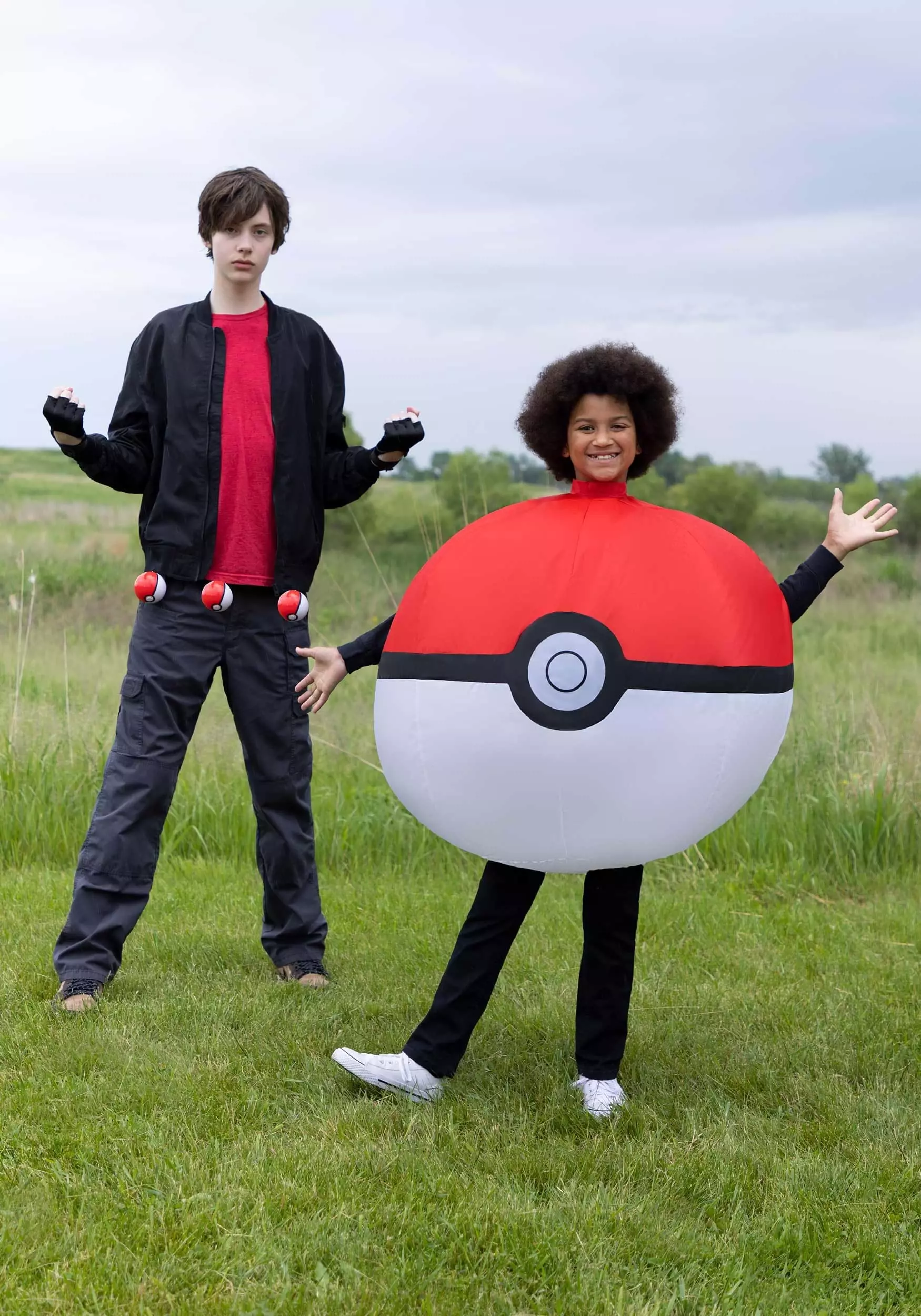 Disguise Inflatable Poké Ball Kids Costume 4 Disguise Inflatable Poké Ball Kids Costume - Image 2