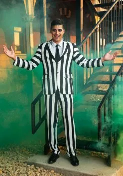 Haizhilan Garment CO., LTD Classic Beetlejuice Men's Blazer -Disguise Store mens classic beetlejuice blazer alt 5