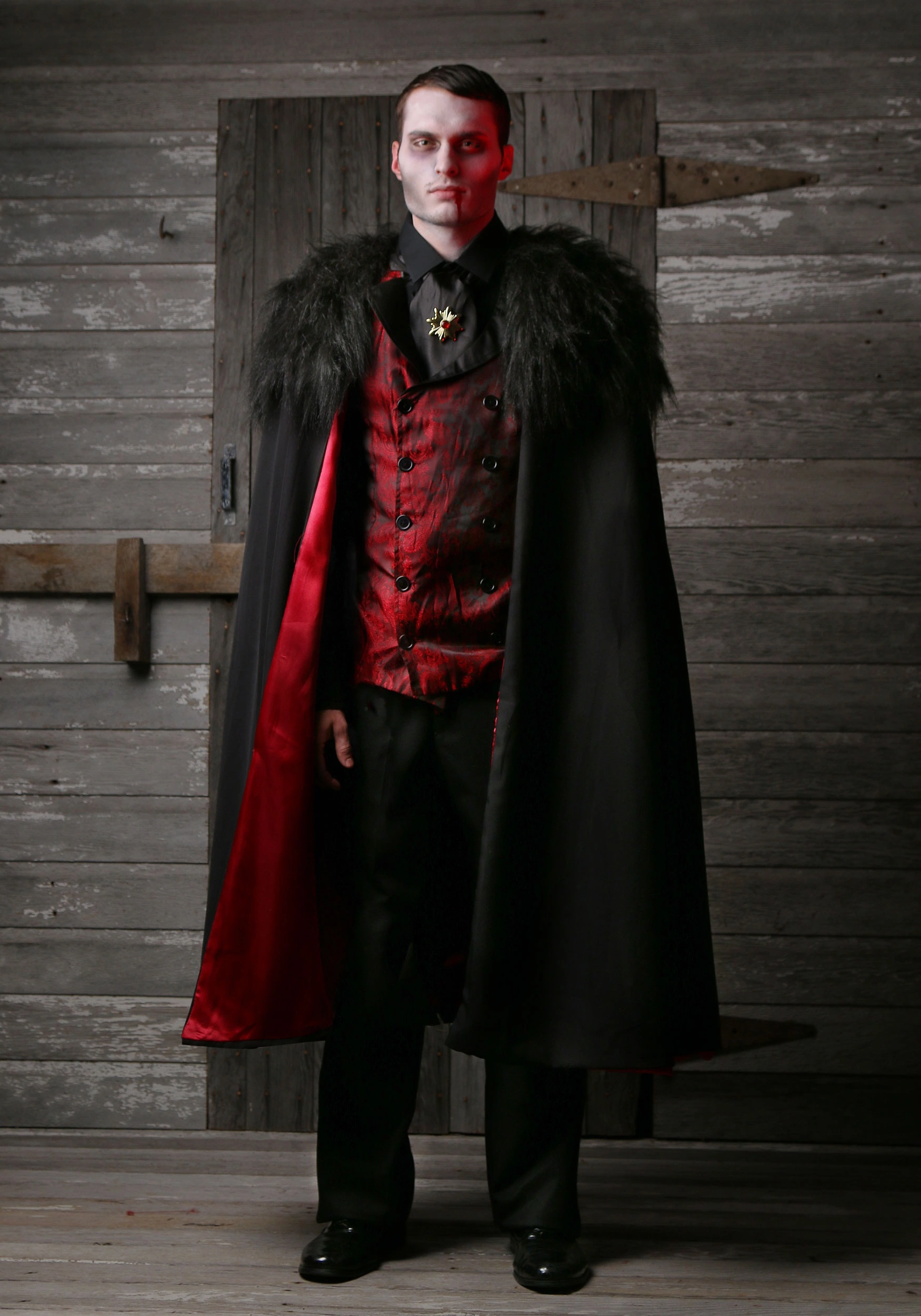 Fun Costumes Deluxe Men's Vampire Plus Size Costume 3 Fun Costumes Deluxe Men's Vampire Plus Size Costume